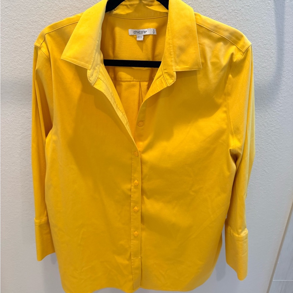 Chicos Women's Vibrant Yellow Button-Down Shirt